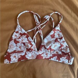 Acacia top 🤍 size small